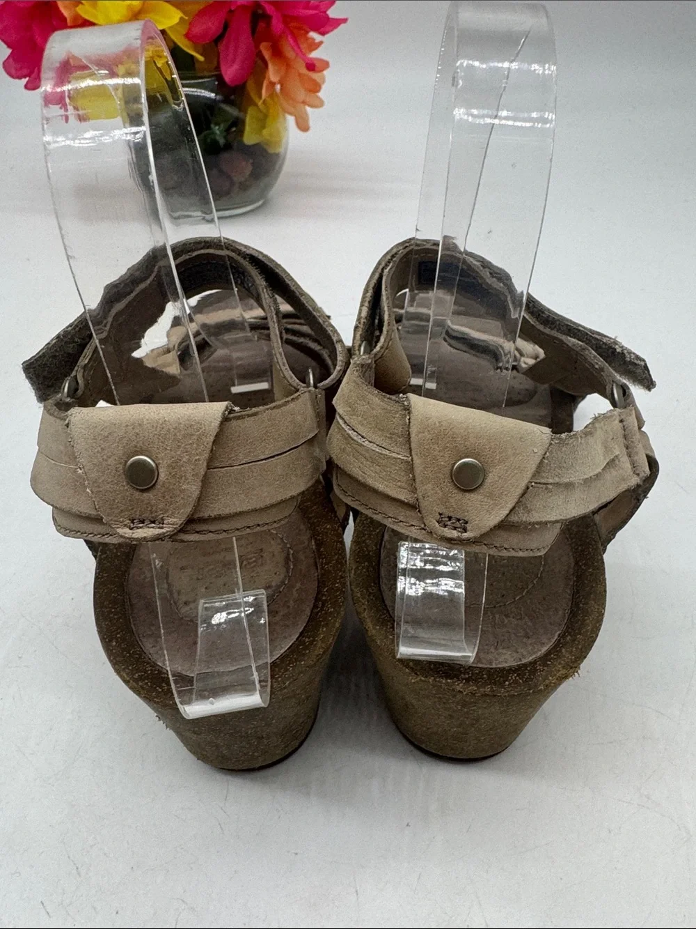 Teva Taupe Laether Strappy Wedge Sandals Size 9 KET10149B